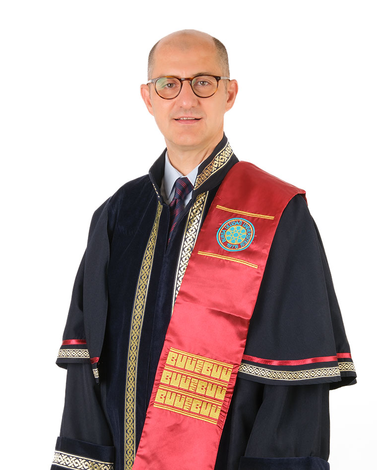 Prof.Dr.ÖZGÜR YALÇINBAYIR Profil Fotoğrafı